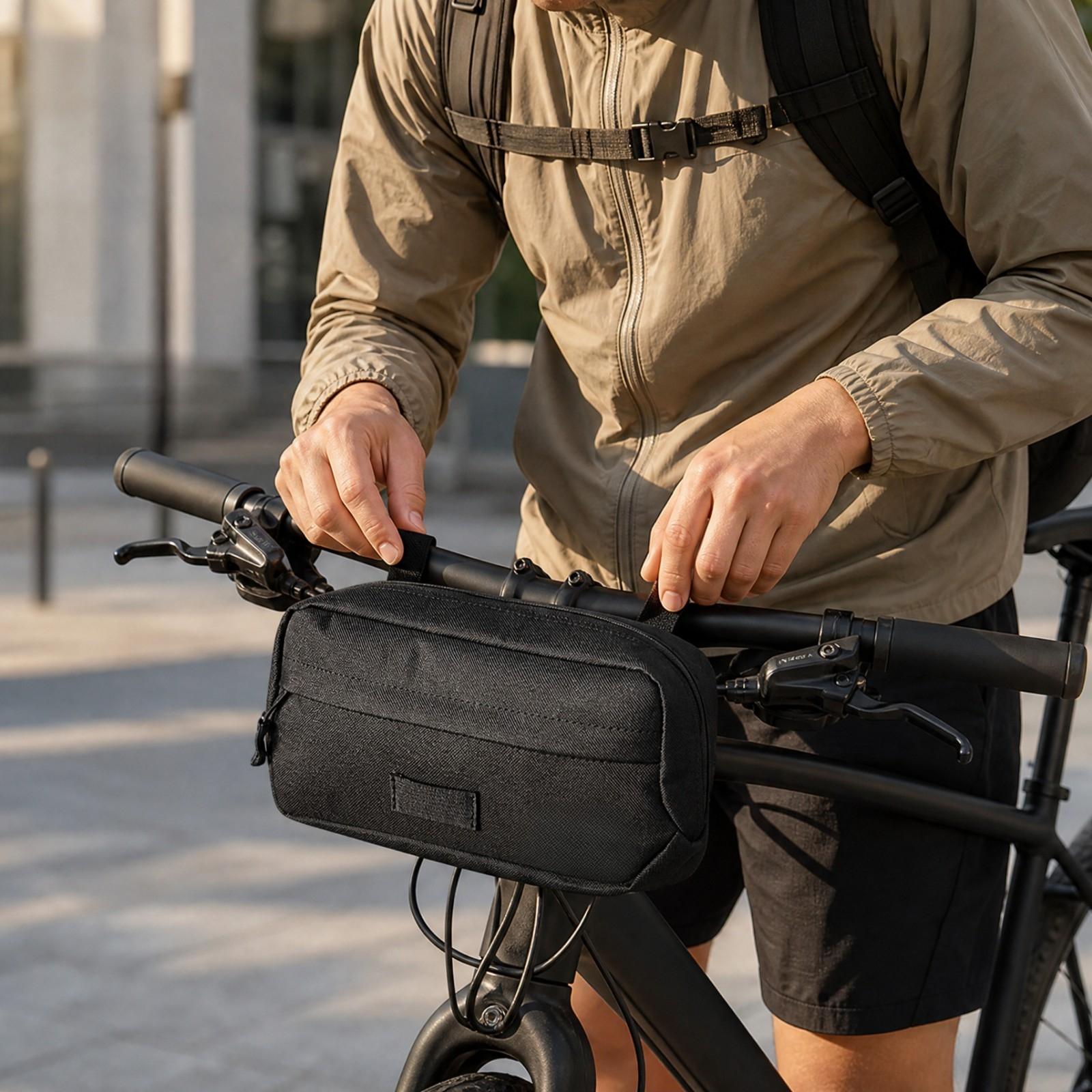 Compact Bike Handlebar Pack Bl - огляд і ціна Cycling Commute Essentials