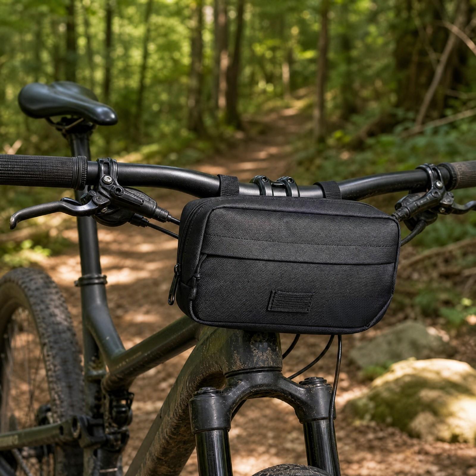 Compact Bike Handlebar Pack Bl - огляд і ціна Cycling Commute Essentials